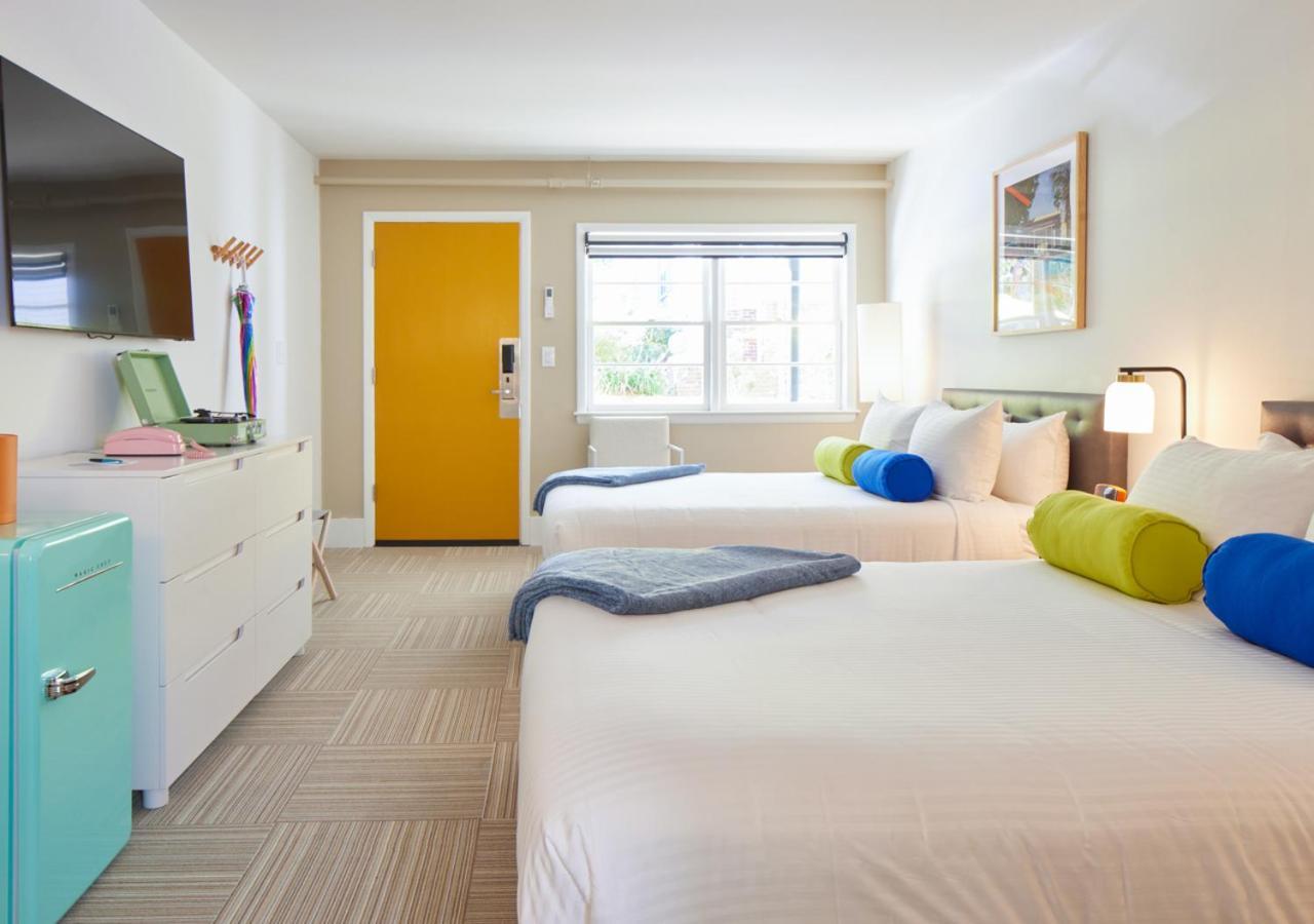 Little Mod Hotel At The University Charlottesville Exteriör bild